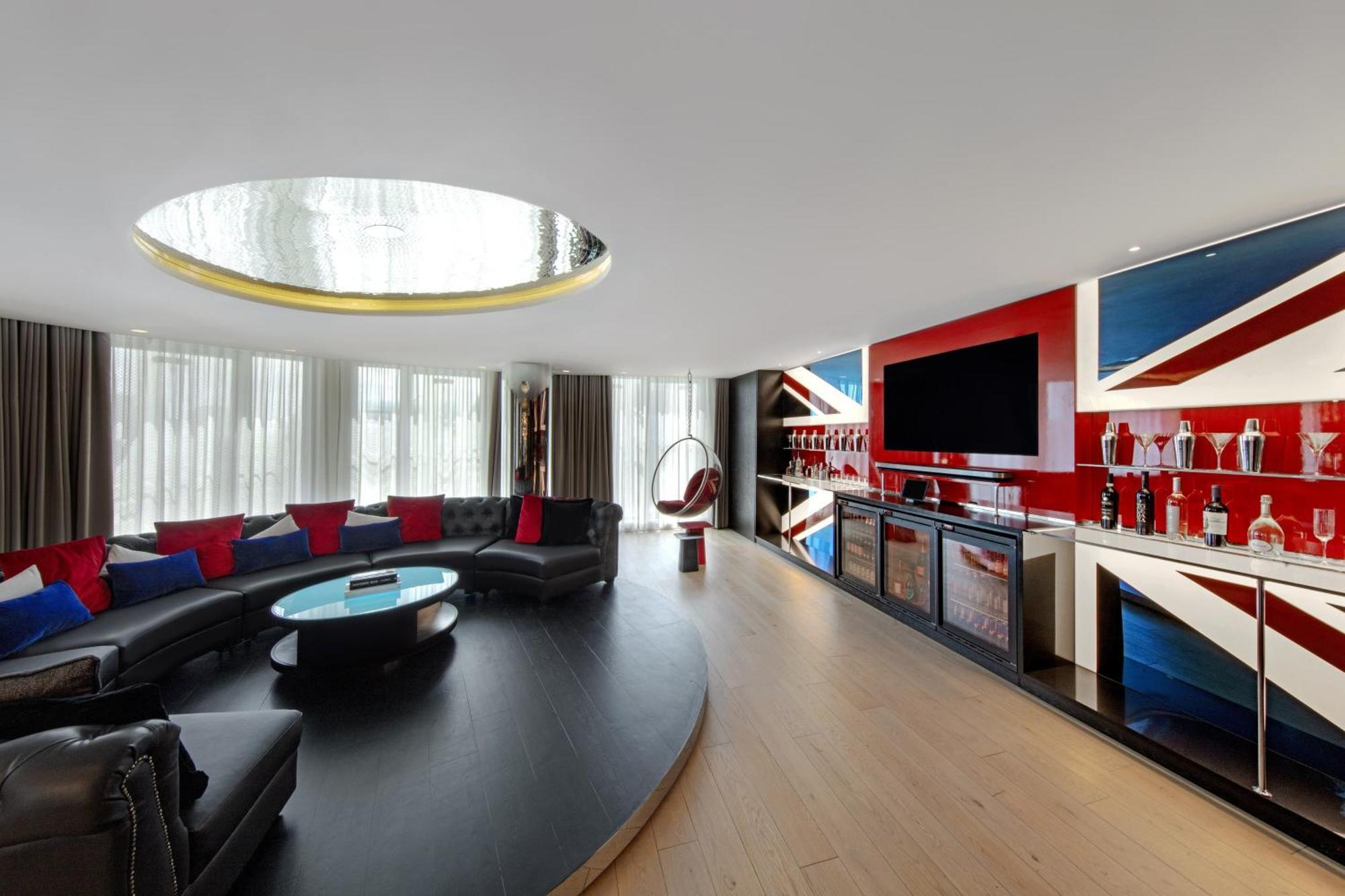 W London Hotel Bagian luar foto
